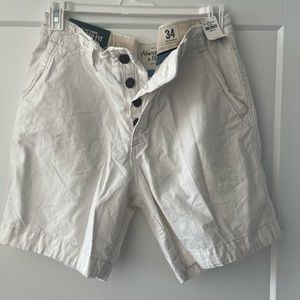 Abercrombie Fitch Mens Shorter Fit Shorts white Khaki Sz 34 Beach NEW!